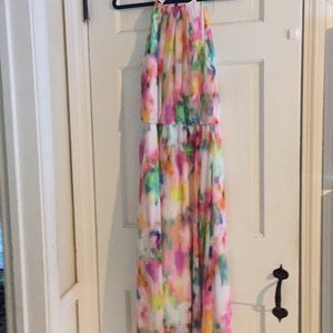 Floral maxi dress. Size 4.